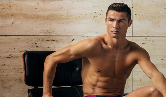 Ronaldo Azindua Nguo Zake Mpya - Global Publishers