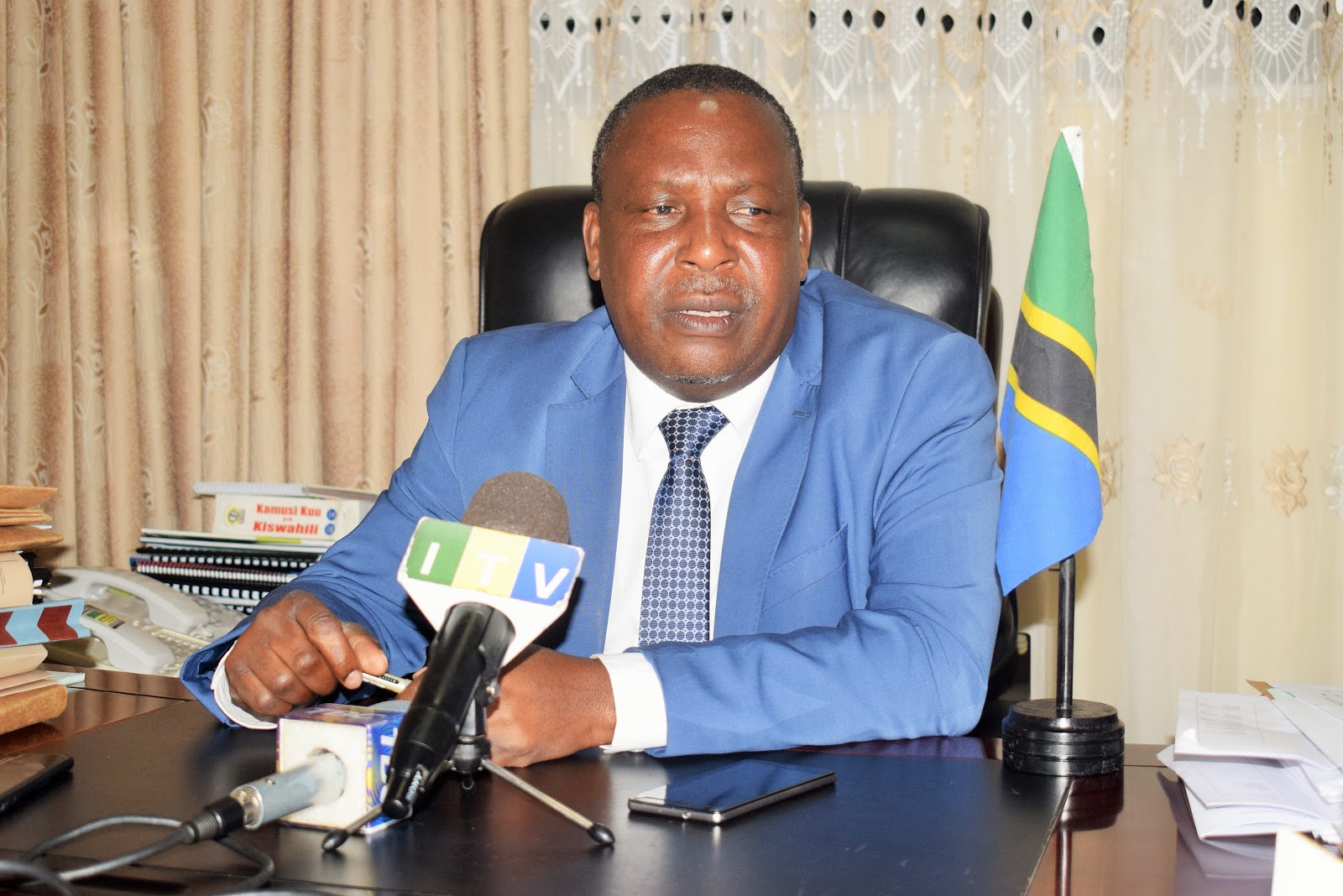 Waziri Tizeba Aagiza Mkurugenzi Wa Bodi Ya Korosho Kusimamishwa Kazi (Video) - Global Publishers