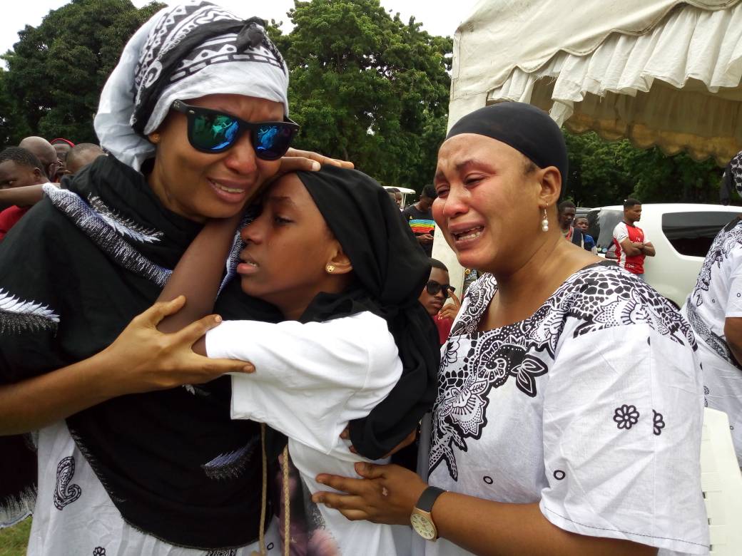 LIVE: Kuagwa kwa Mwili wa Masogange, Viwanja vya Leaders – VIDEO - Global Publishers