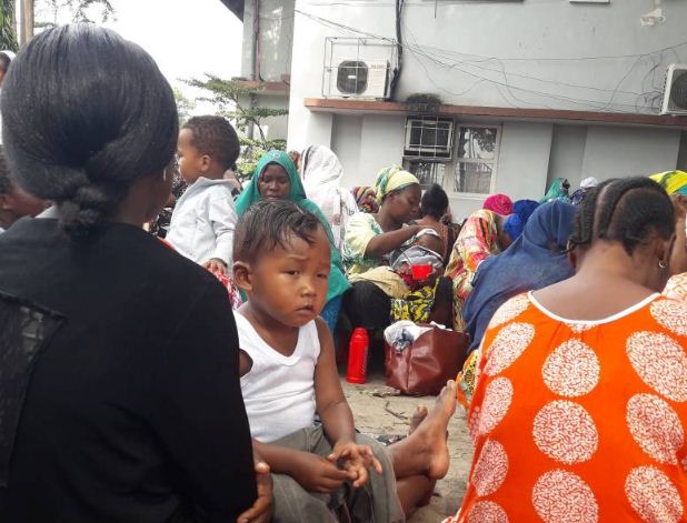 Mchina Amtelekezea Mtoto Mwanamke wa Kitanzania – Video - Global Publishers