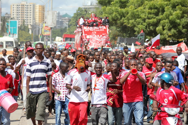 LIVE: Msafara wa Simba Baada ya JPM Kuwakabidhi Kombe - Global Publishers