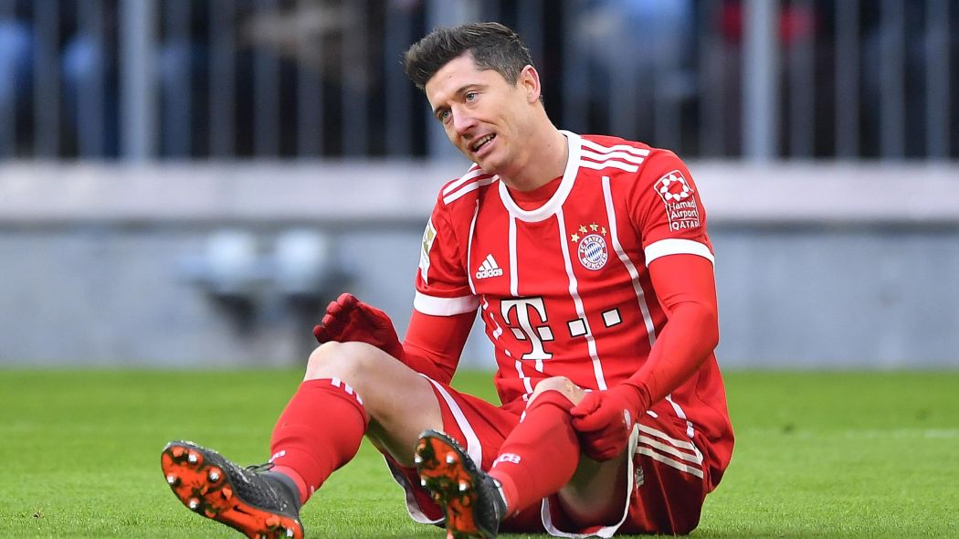 Lewandowski Aomba Kusepa Bayern Munich - Global Publishers