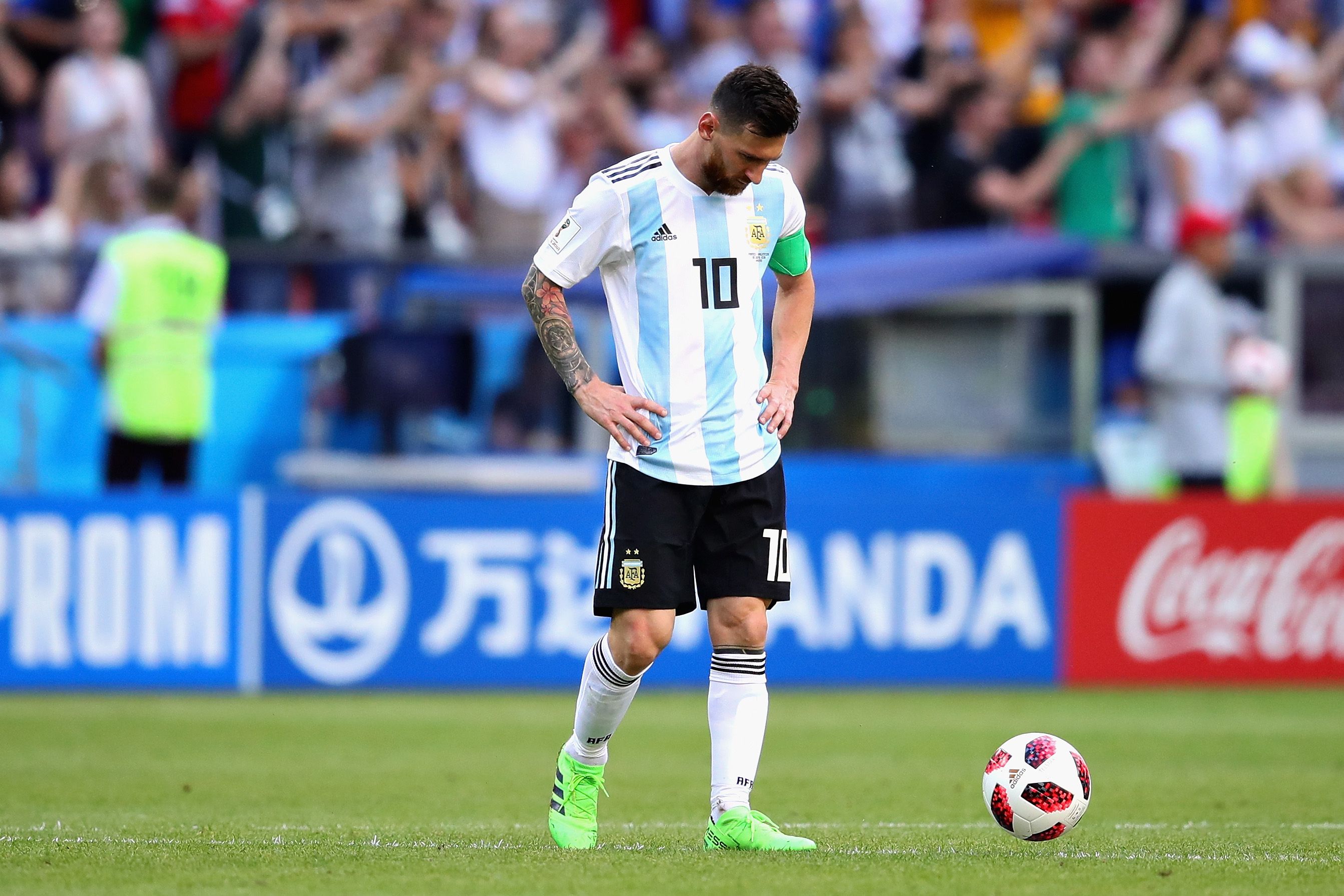Shabiki Ajiua Kisa Messi Kuondolewa World Cup - Global Publishers