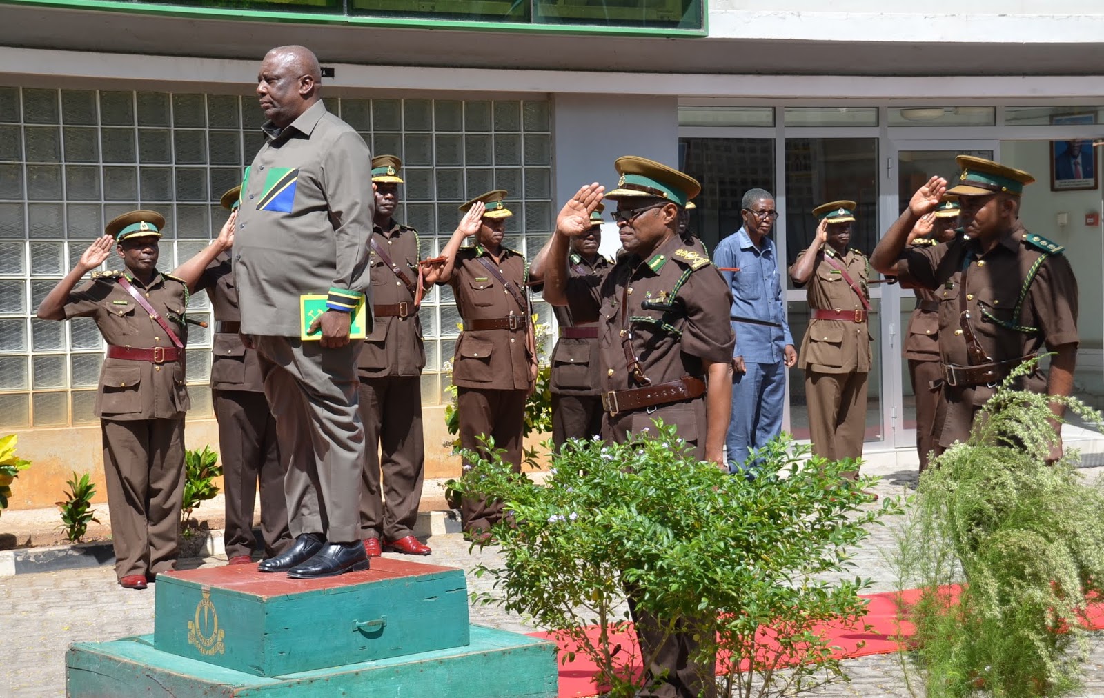 Lugola: Wafungwa Wajilishe, Simu Marufuku Gerezani – Video
