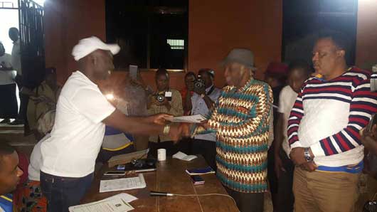 Prof. Chiza Akabidhiwa Hati ya Ushindi Ubunge Buyungu - Global Publishers