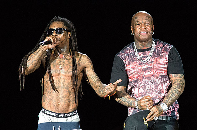 Birdman Amwomba Msamaha Wayne Mbele ya Mashabiki - Global Publishers