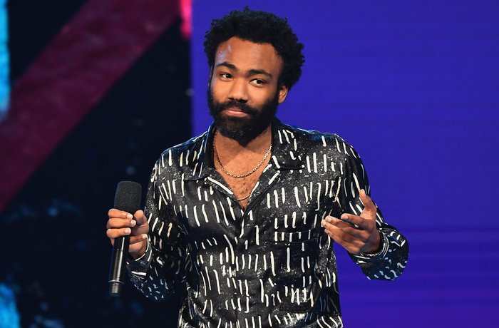 CHILDISH GAMBINO AUMIA MGUU, AAHIRISHA SHOO ZAKE - Global Publishers