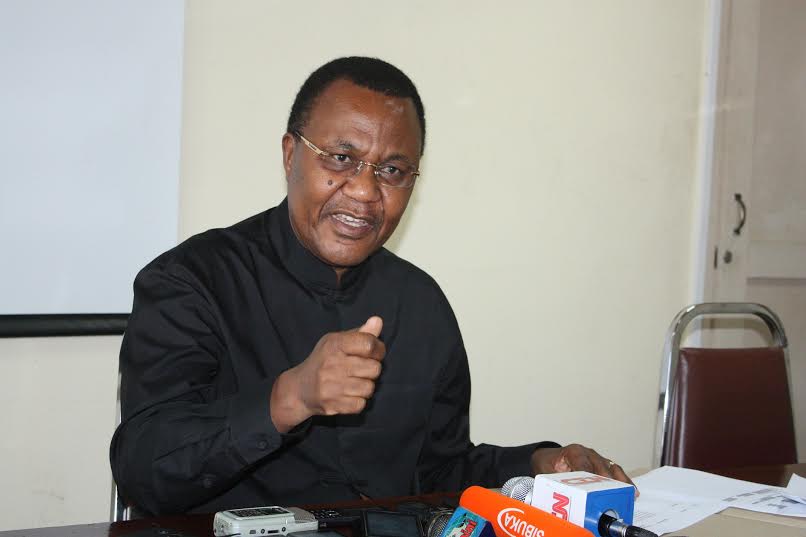 LUKUVI AAGIZA OFISA HUYU ATIMULIWE - Global Publishers