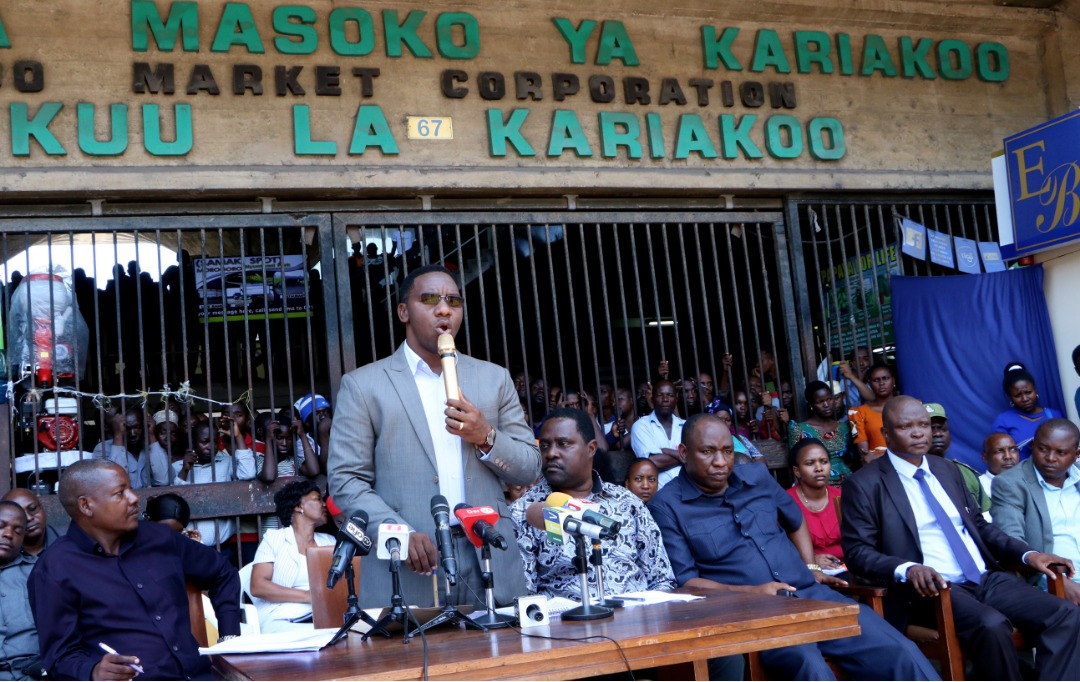 RC MAKONDA AAGIZA KUKAMATWA KWA VIGOGO WALIOHUJUMU SOKO LA KARIAKO – Video - Global Publishers