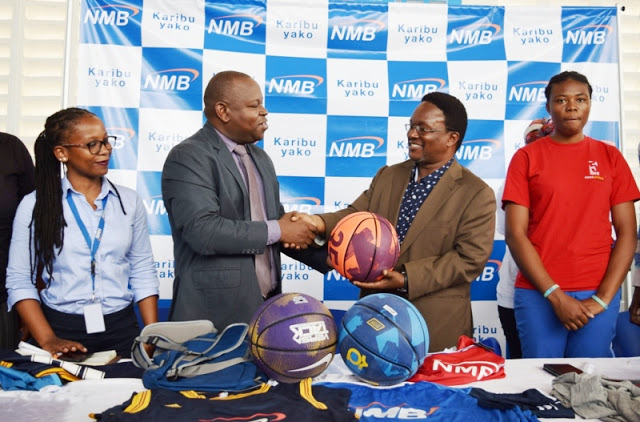 NMB YAKIFADHILI KITUO CHA VIJANA DON BOSCO KWA MILIONI 15 - Global Publishers