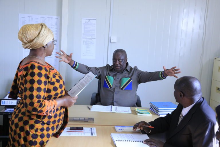 MAHABUSU KUNYIMWA DHAMANA WEEKEND, LUGOLA AWASHA MOTO POLISI - Global Publishers