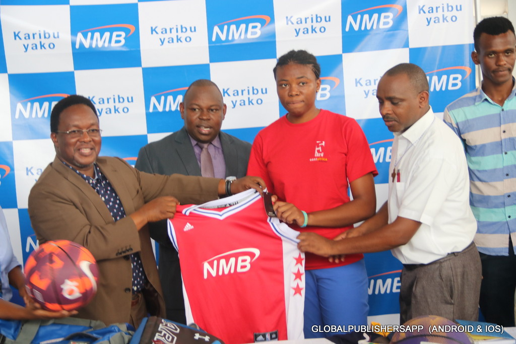 Savio, DB Lioness Wachota Mil 15 Za NMB - Global Publishers