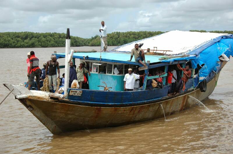 USAFIRI WA MAFIA NI HATARI MARA MBILI YA MV NYERERE    - Global Publishers