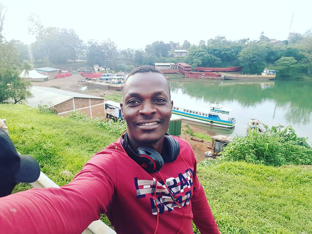 MSANII MBARONI KWA KUTOA WIMBO WA KUMTUKANA RAIS - Global Publishers