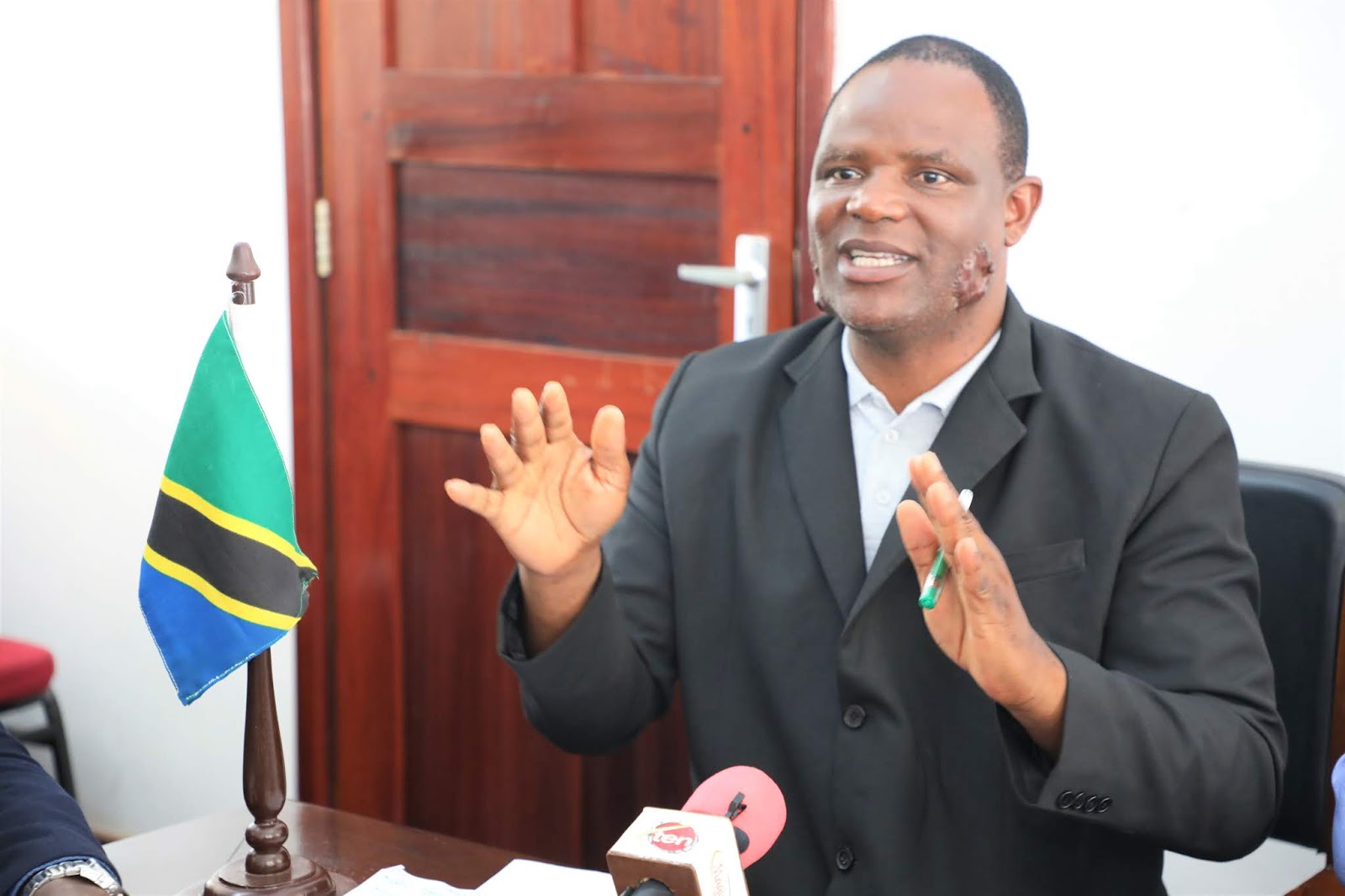 Maamuzi ya Waziri Mpya wa Kilimo Kuhusu Korosho - Global Publishers