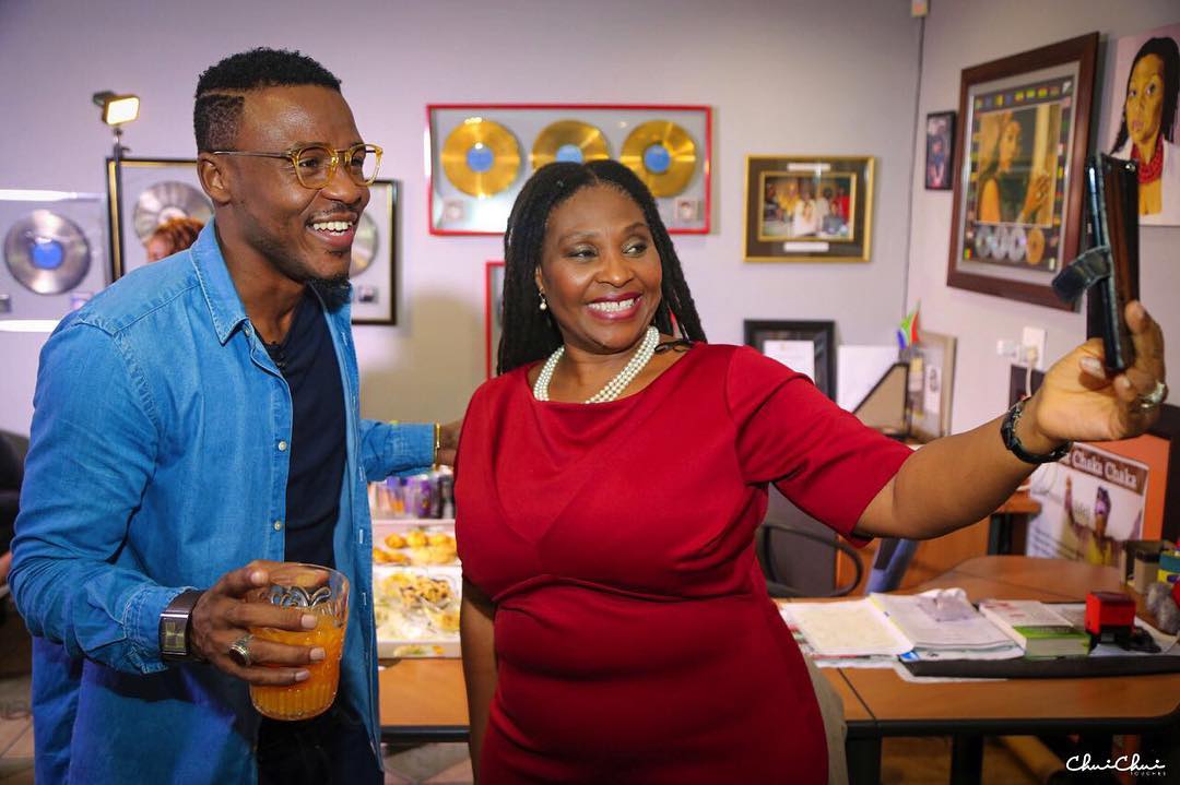 ALIKIBA KUMDONDOSHA YVONNE CHAKACHAKA - Global Publishers