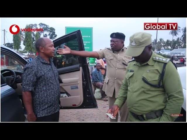 Dereva Mzembe wa Serikali Alivyoingia Kwenye 18 za Polisi – VIDEO
