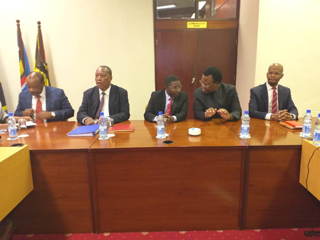 BOMBA LA MAFUTA: MAWAZIRI WA JPM, WA MUSEVENI WAKUTANA - Global Publishers