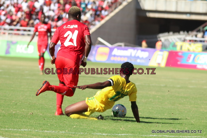 ZANA AWASHUKURU MASHABIKI WA SIMBA KWA KUMVUMILIA - Global Publishers