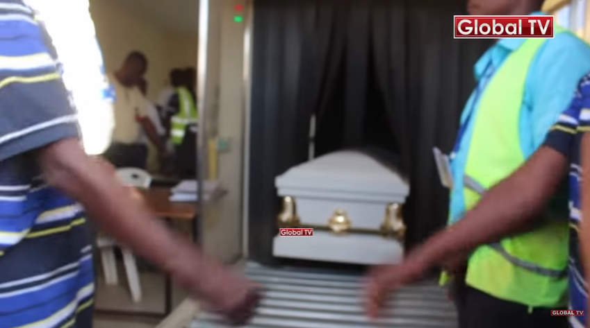 Video: A-Z Mwili wa Kibonde Ulivyoagwa Mwanza Jana - Global Publishers