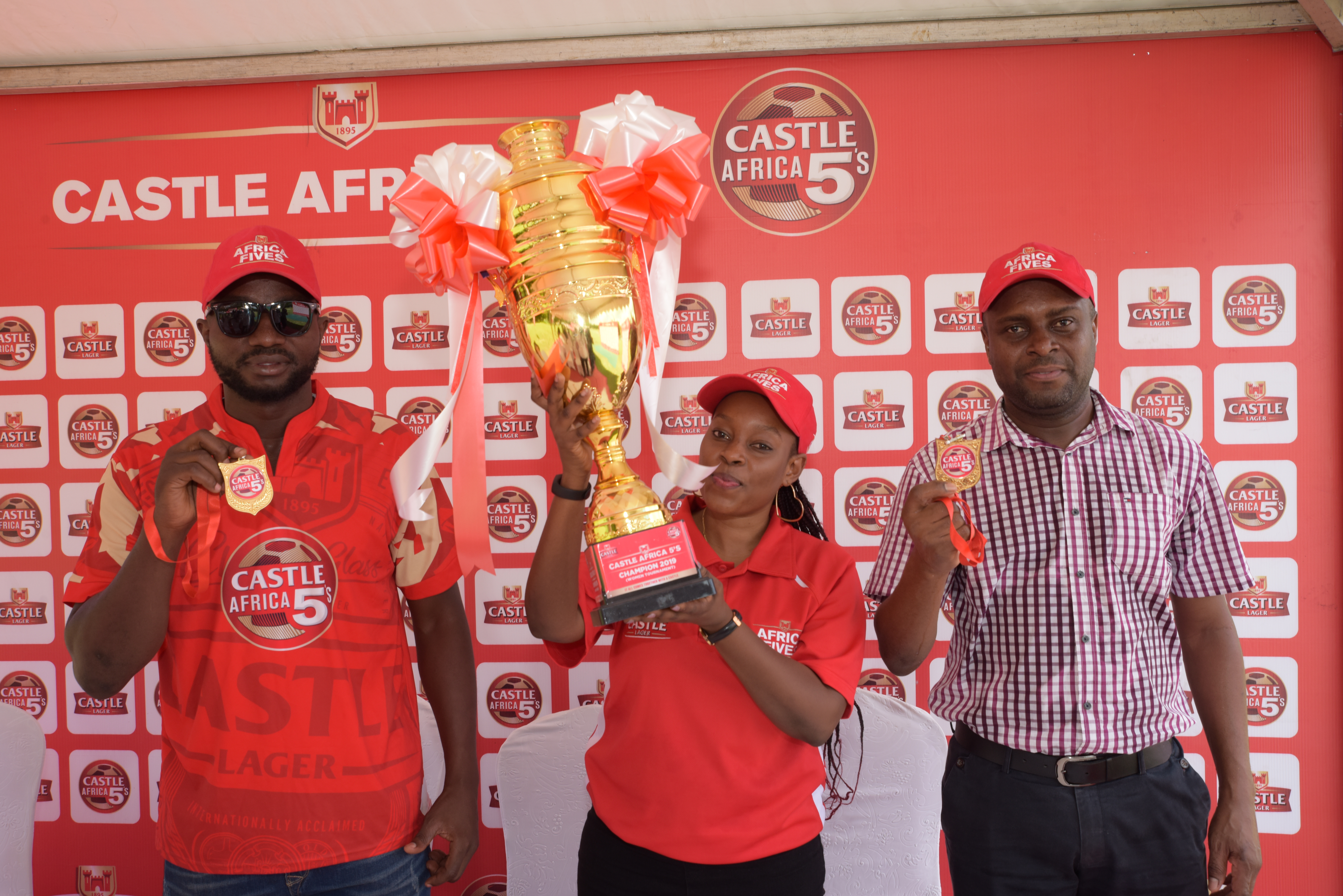 Tbl Yawapa Shavu Wanasoka Wanawake Tanzania - Global Publishers