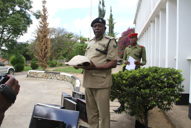 Mama Adaiwa Kumchoma Moto Mwanaye Sehemu za Siri - Global Publishers