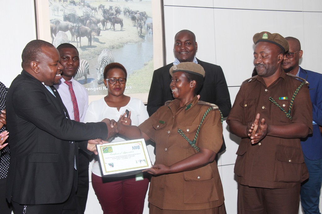 JESHI LA MAGAREZA LAISHUKURU NMB KWA USHIRIKIANO KIMICHEZO - Global Publishers