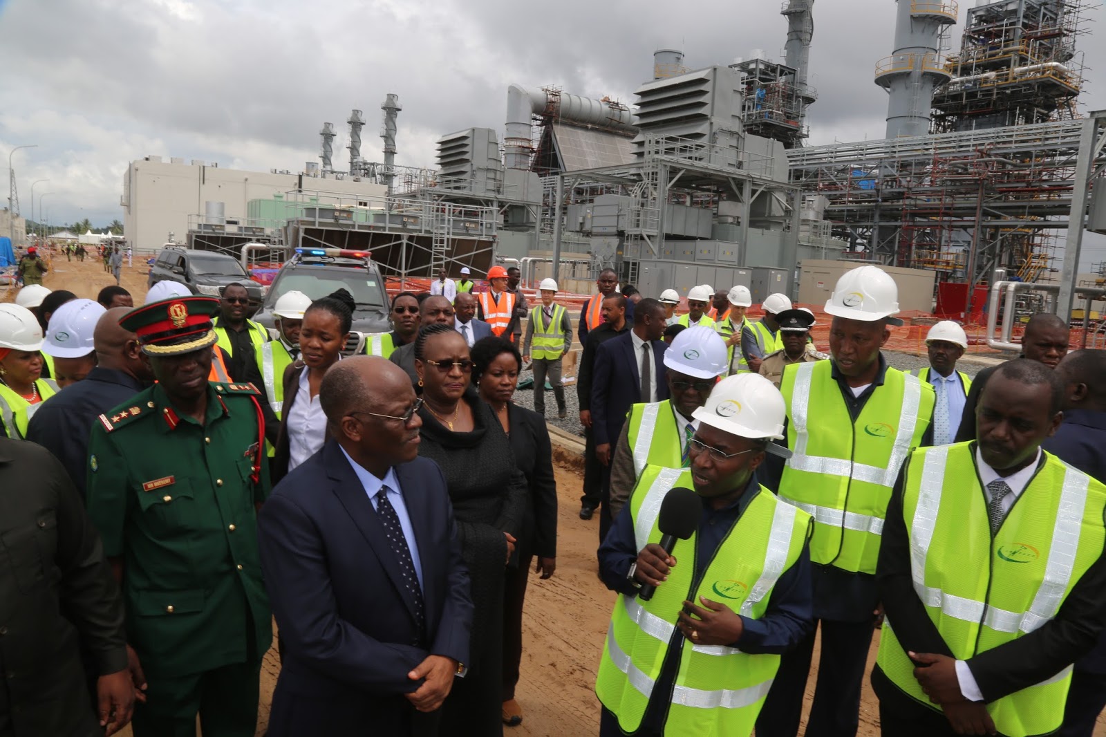 Kilio Katakata ya Umeme Kila Kona - Global Publishers