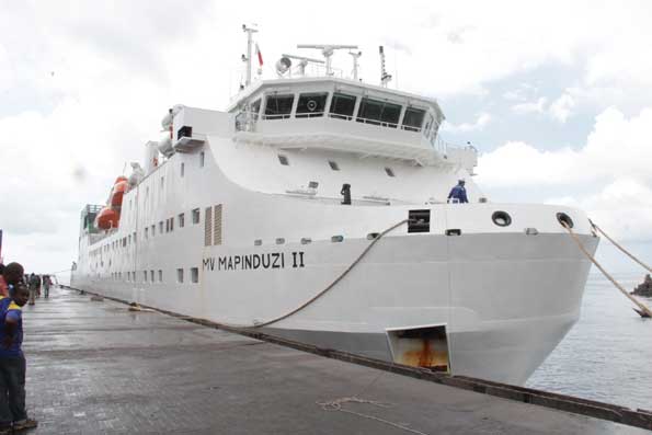 INJINIA MELI YA MV MAPINDUZI AJINYONGA AKIWA SAFARINI - Global Publishers