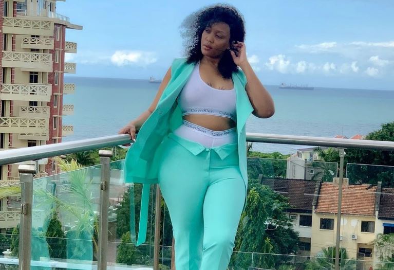 UWOYA APIGIWA SALUTI - Global Publishers