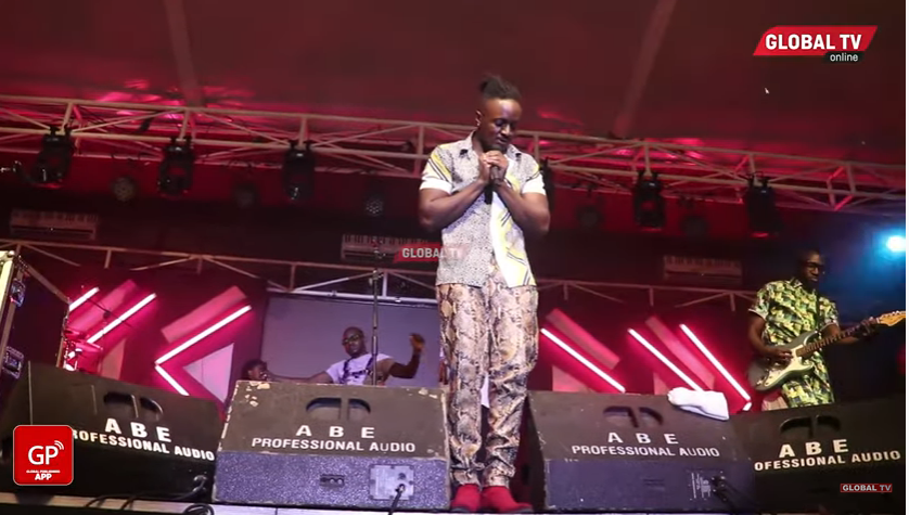 Video: Mashabiki Wapagawa Alikiba, Sauti Soul Wakikiwasha - Global Publishers