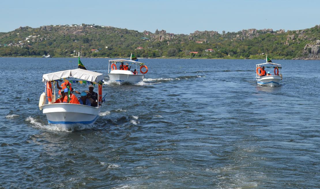 Boti Yapinduka Bahari ya Hindi, Mmoja Ahofiwa Kufa - Global Publishers