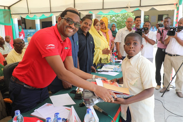 Puma Yatoa Zawadi Kwa Wanafunzi wa Skuli Walioshinda Mashindano ya Uchoraji Visiwani Zanzibar - Global Publishers