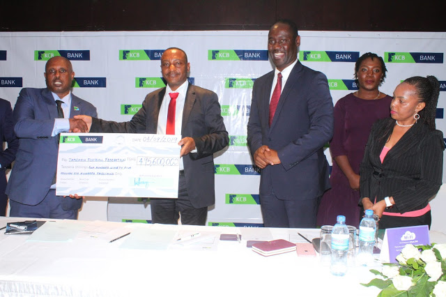 BENKI YA KCB  YADHAMINI LIGI KUU YA SOKA TANZANIA BARA 2019/20 - Global Publishers