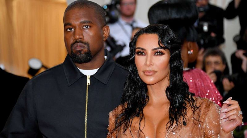 Kanye West Ataki Kumuona Kim Kardashian Kwenye Mavazi Ya Utupu - Global Publishers