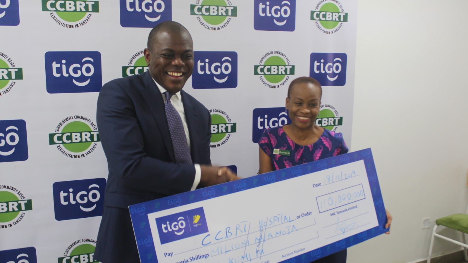 Tigo Yatoa Msaada Wa Sh110 Milioni kwa Hospitali Ya CCBRT kusaidia Watoto Wenye Matatizo Ya Mguu - Global Publishers