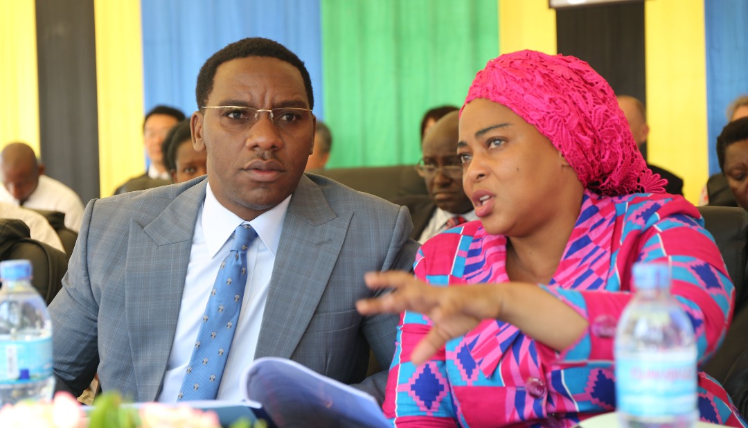DC Mjema Apiga Marufuku Ibada Katikati ya Wiki, Makonda ‘Amzima’ - Global Publishers