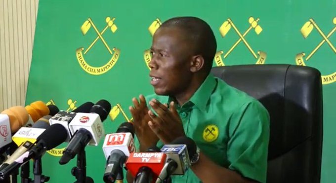 Video: Polepole Akutana Na Vijana Wa CCM Dar - Global Publishers
