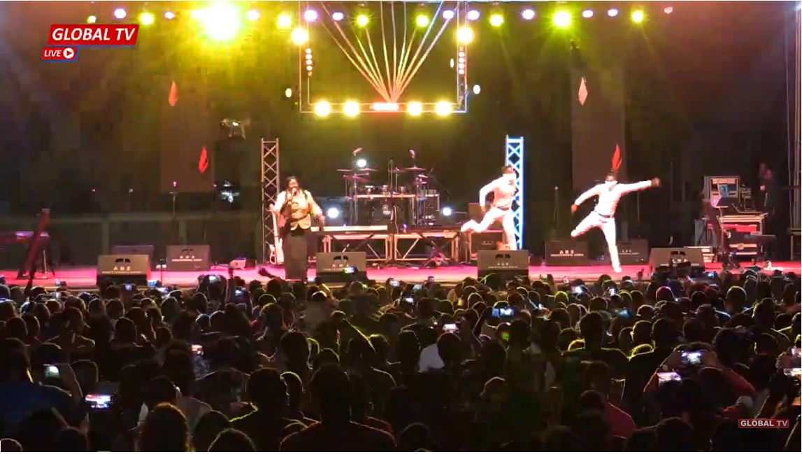 Upendo Nkone Aaamsha Shangwe la YESU Campus Night - Global Publishers