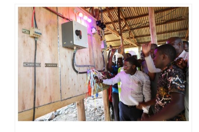 Video: Waziri Kalemani Azindua Mradi wa Njia ya Umeme Geita - Global Publishers