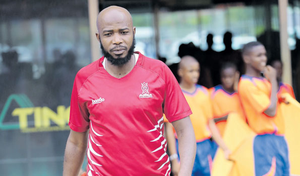 Matola Afunguka Kuhusu Kusepa Azam FC - Global Publishers