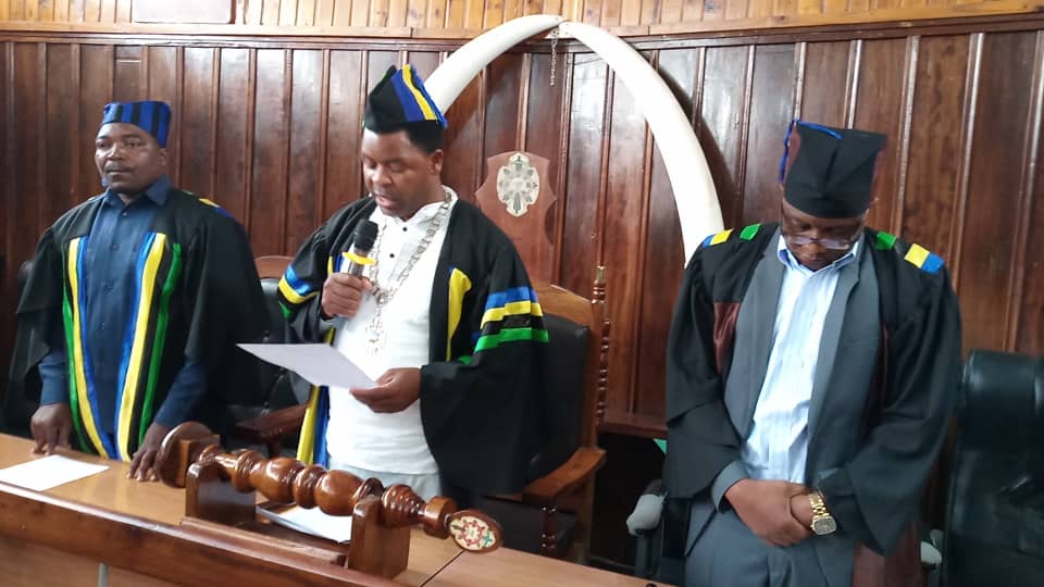 Kura 14 Za Ndio Zamwondoa Meya Iringa Madarakani - Global Publishers