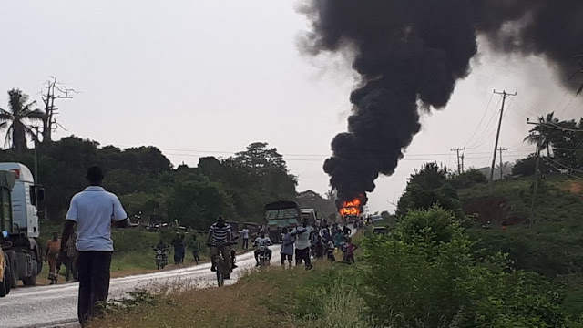 Achomwa Moto Akituhumiwa Kuiba Mahindi Shambani - Global Publishers