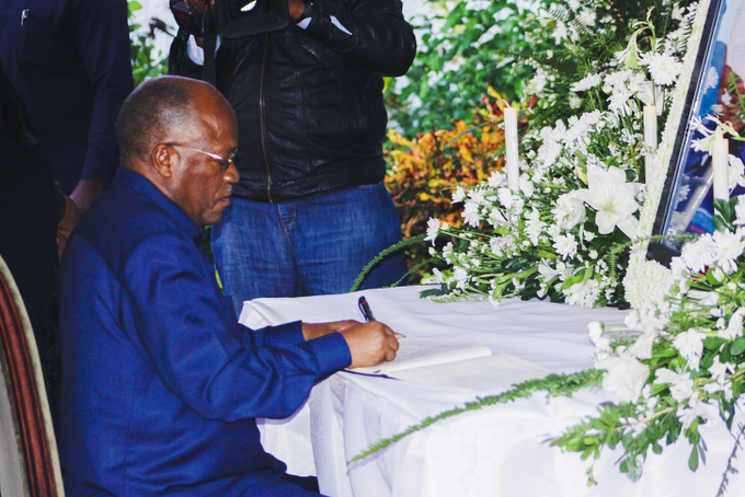 Breaking: Rais Magufuli Afika Nyumbani Kwa Mzee Mkapa -(Video +Picha) - Global Publishers