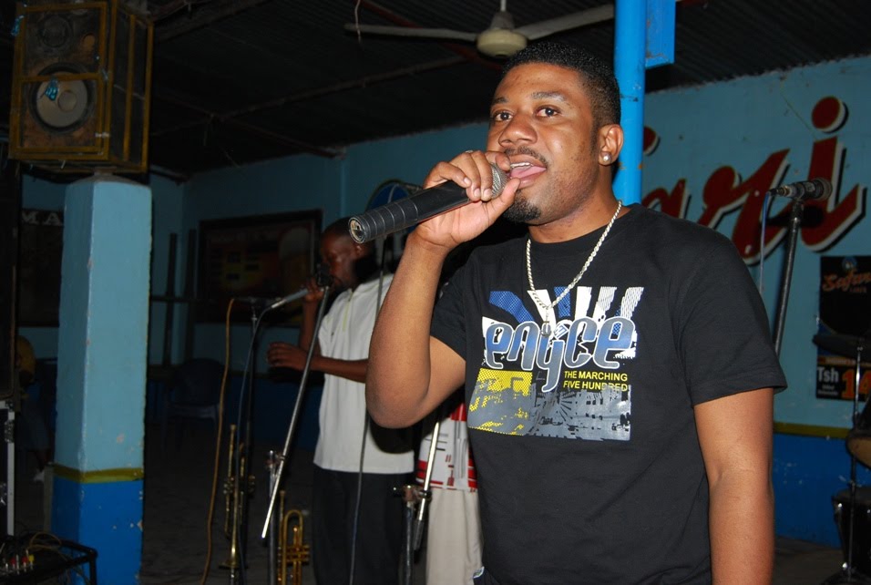  Tx Junior ashindwa kumfikia Tx Moshi! - Global Publishers