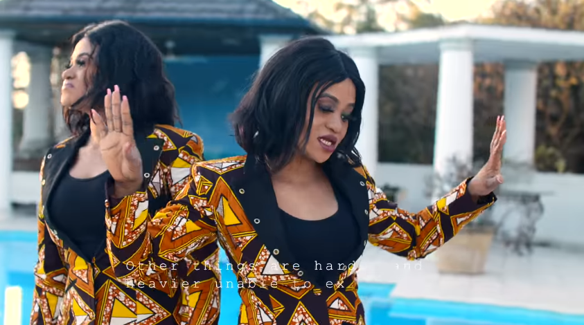 Jolly Twins – Uweponi Mwako (Official Video) - Global Publishers