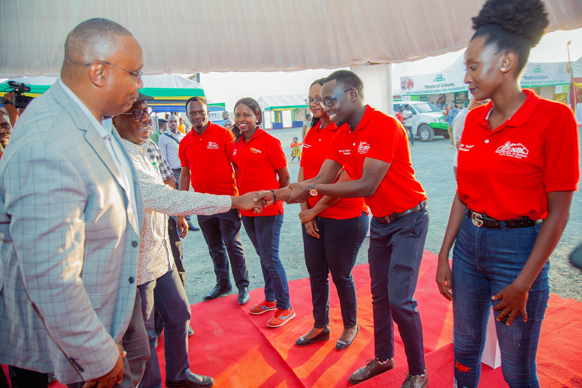 Wakuu wa Mikoa Wavutiwa na Huduma za NBC Maonesho ya Dhahabu Geita - Global Publishers