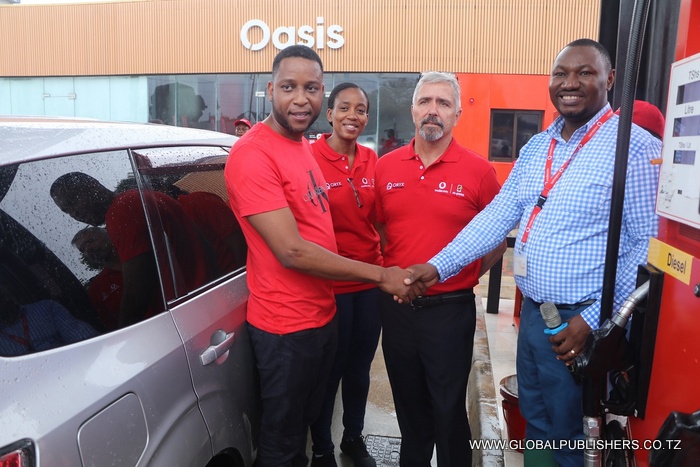 Vodacom Yaleta Huduma ya Kulipia Mafuta kwa M-Pesa, Vituo Oryx Nchini - Global Publishers
