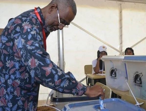 Maalim Seif Apiga Kura Zanzibar - Global Publishers