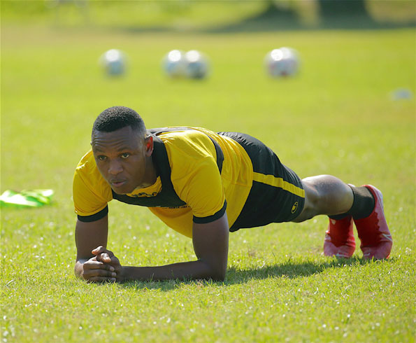 Mwamnyeto Ampoteza Mazima Onyango - Global Publishers